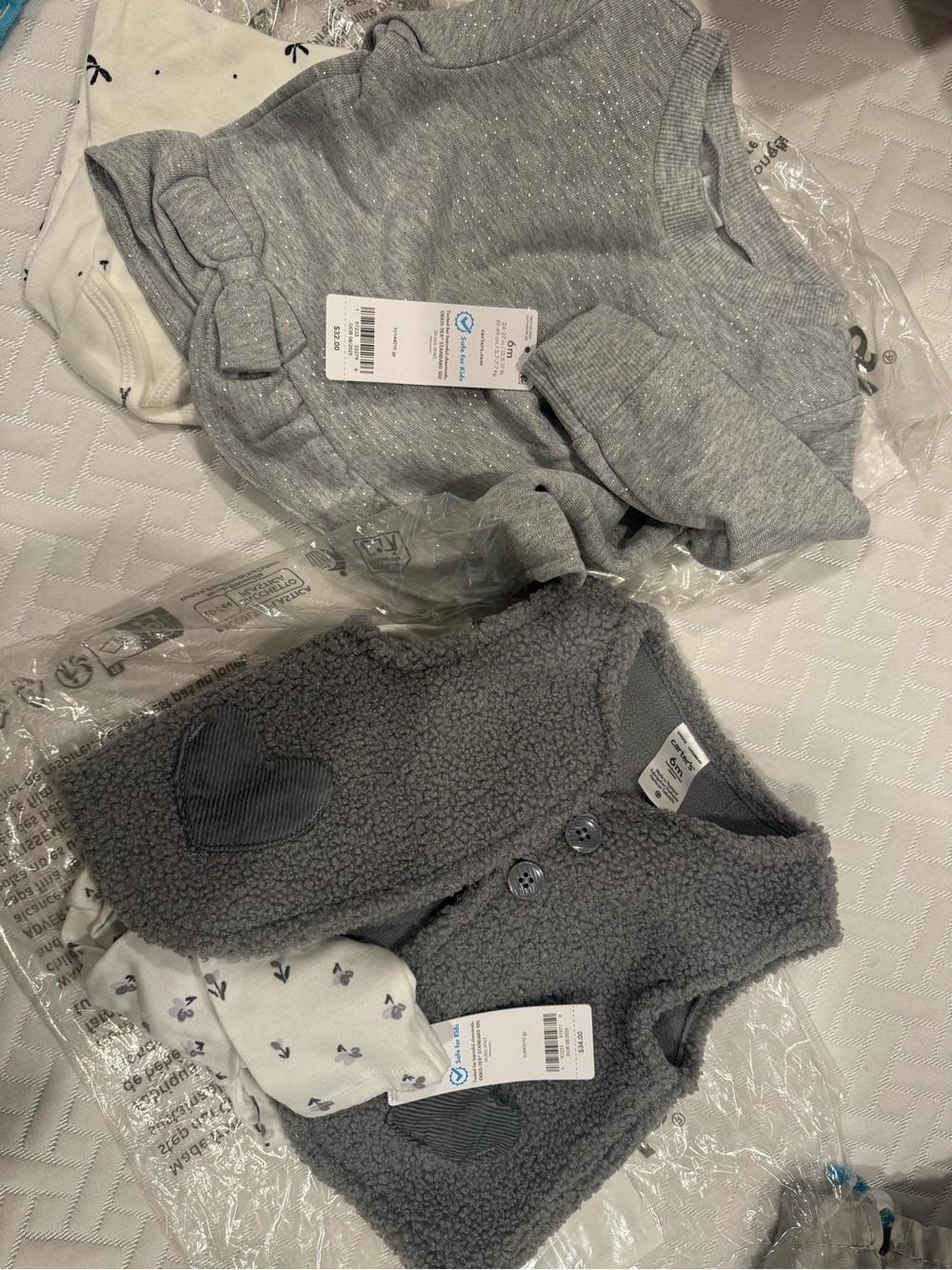 Carter’s Baby girl 3 piece outfit.